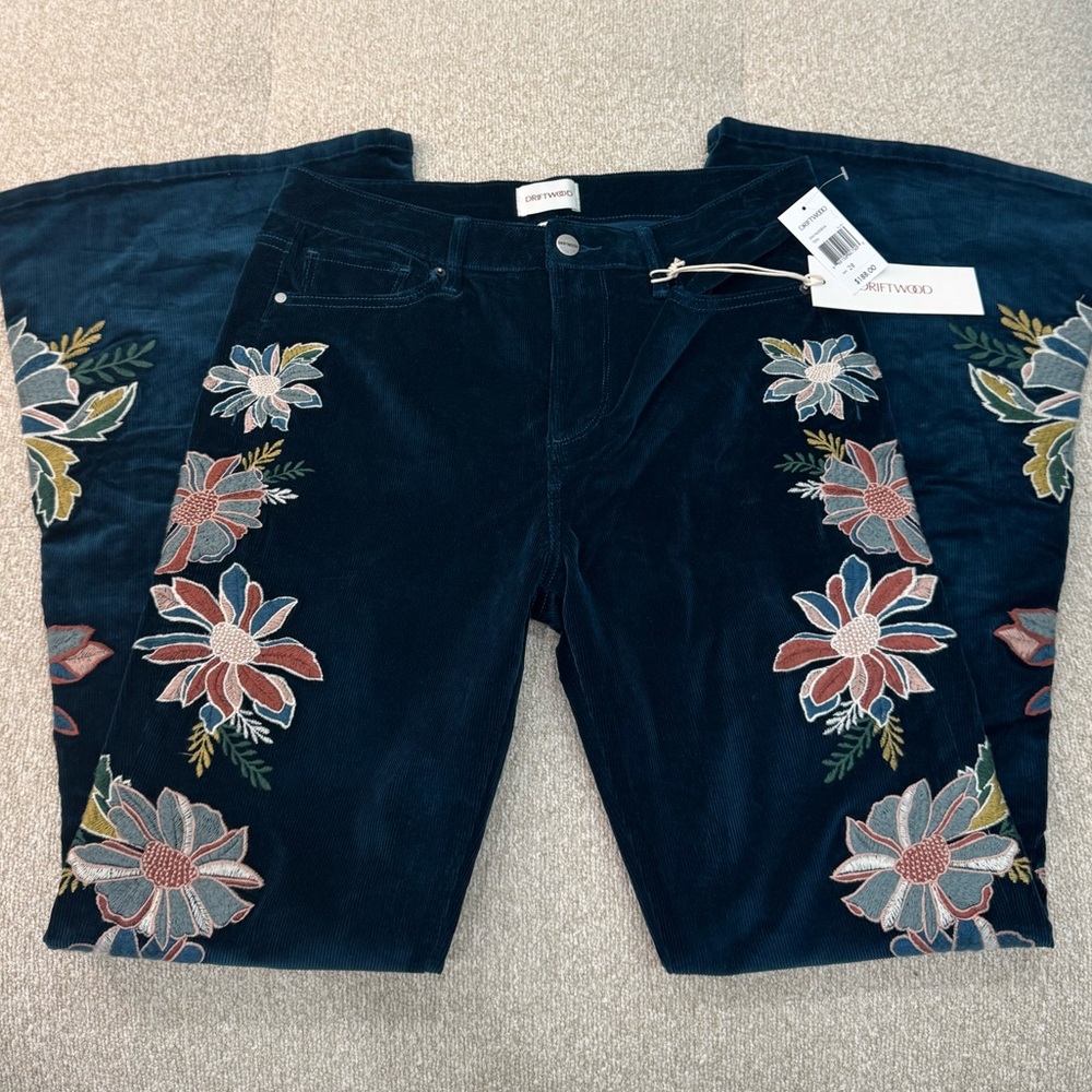 NWT DRIFTWOOD ELECTIC CORDUROY FARRAH JEANS - SIZE 28 - Picture 4 of 8